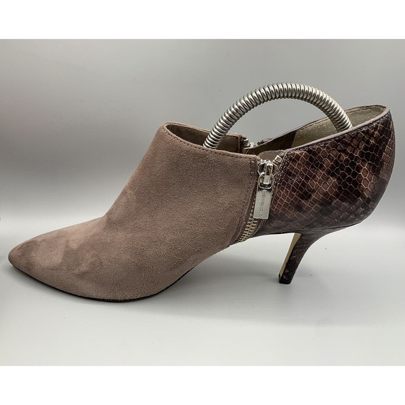 MICHAEL KORS CLARA Dark Dune Suede Snake Print Heel Ankle Booties Women's Sz 9.5 - Picture 3 of 13